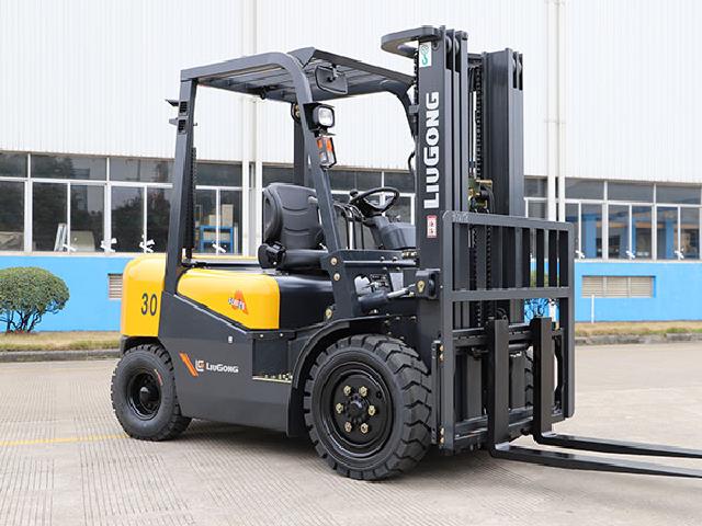 北京叉車(chē)公司叉車(chē)打不著火了怎么辦